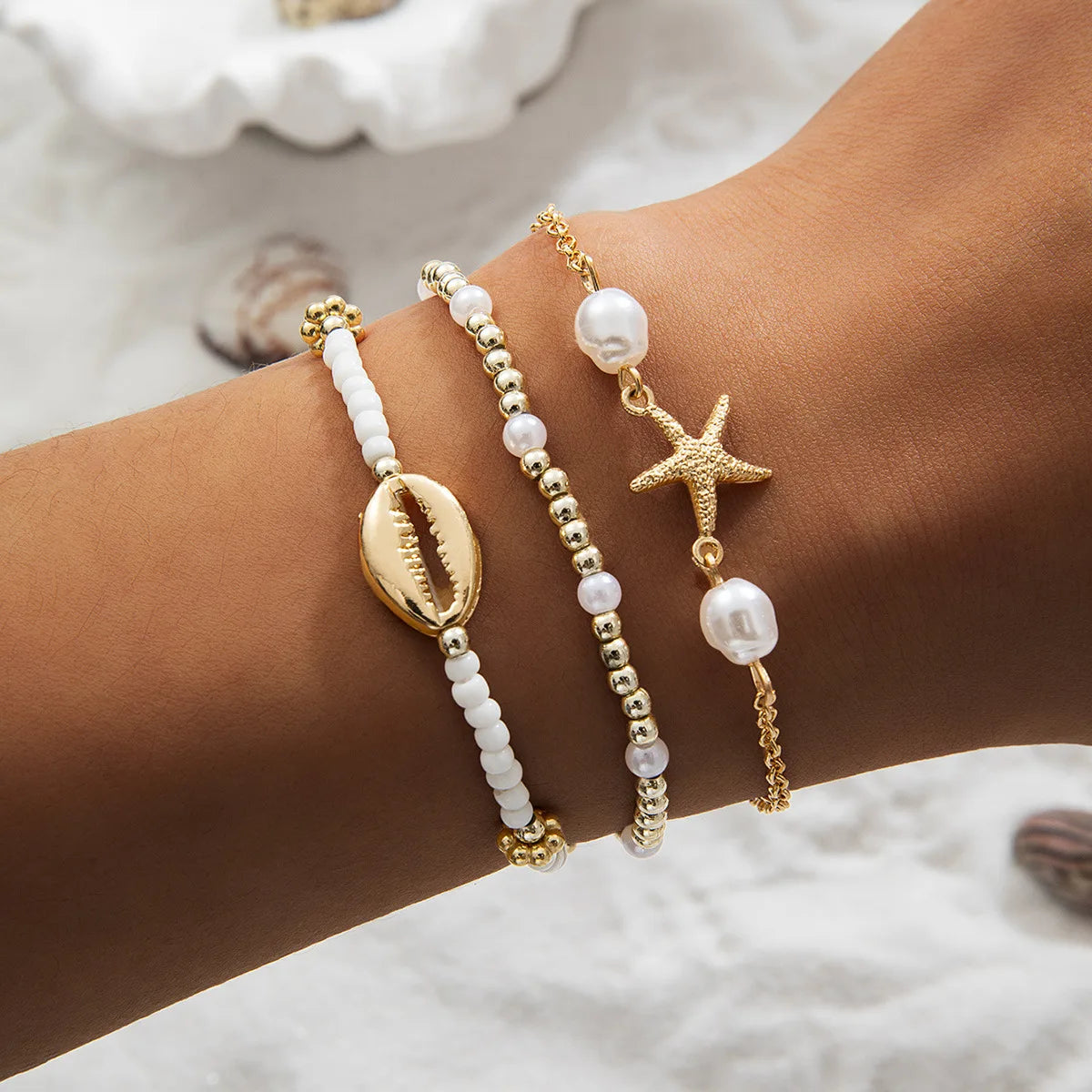 Set di 3 bracciali estivi con conchiglie , stile Boemia, con ciondolo a stella marina, perle e perline, bracciale a catena, gioielli da spiaggia , regalo perfetto.